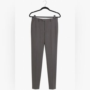 Croft and Barrow Men’s no-iron classic fit dark gray dress pants size 36/32.